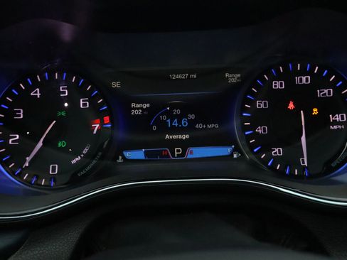 Used 2015 Chrysler 200 S w/ Navigation & Sound Group I image 20