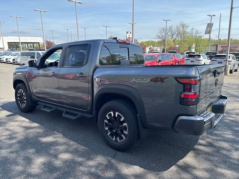 Used 2023 Nissan Frontier PRO-4X w/ Pro Convenience Package image 3