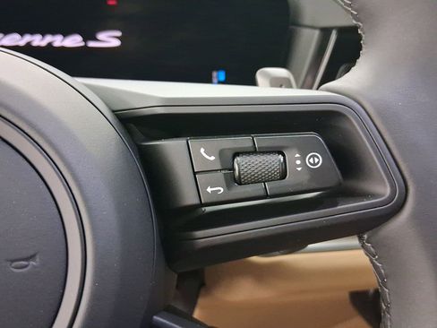 New 2025 Porsche Cayenne S image 24