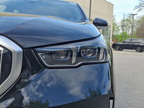 Used 2025 BMW i5 eDrive40i RWD image 9