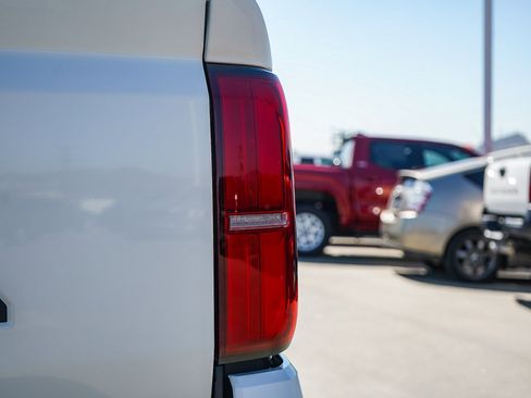 New 2025 Toyota Tacoma SR5 image 7