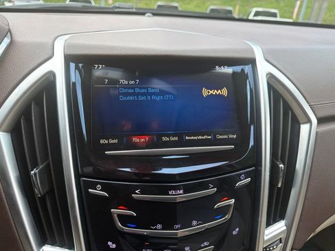 Used 2016 Cadillac SRX Luxury FWD image 19