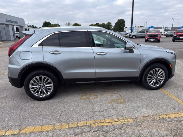 Used 2025 Cadillac XT4 Premium Luxury AWD/4WD image 9