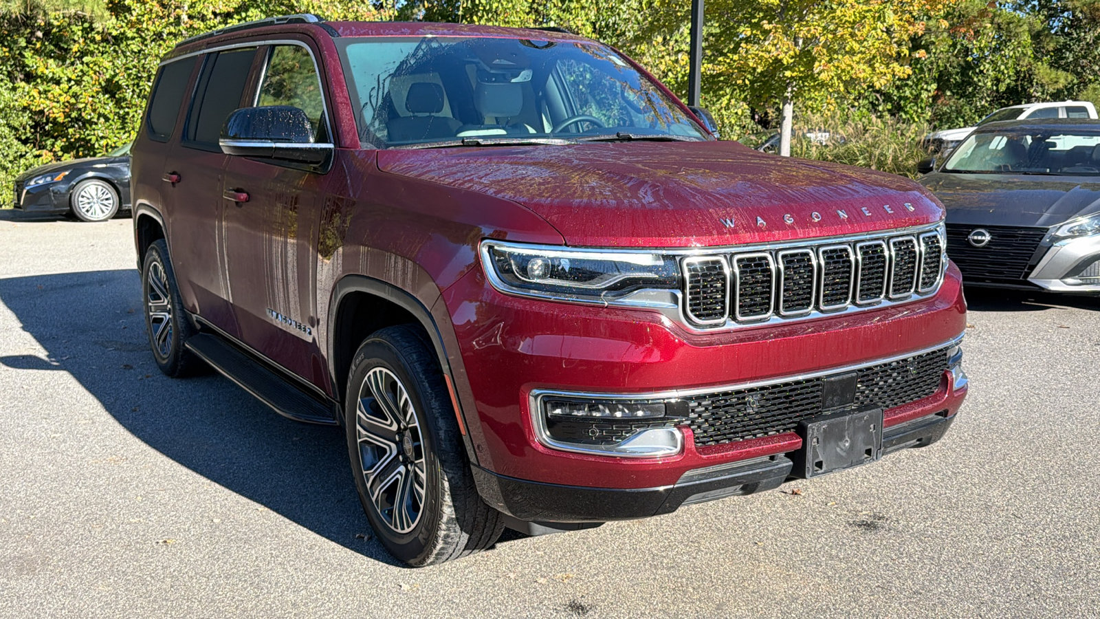 Used 2025 Jeep Wagoneer 4WD w/ Premium Group I image 5
