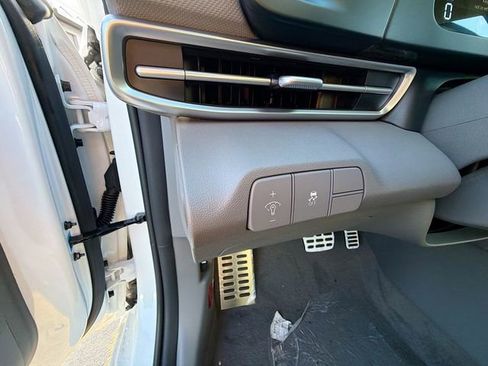 New 2026 Hyundai Elantra Sport image 10