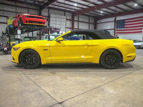 Used 2016 Ford Mustang GT Premium w/ Equipment Group 401A RWD image 23