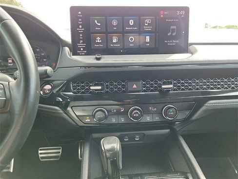 Used 2023 Honda Accord Sport image 11