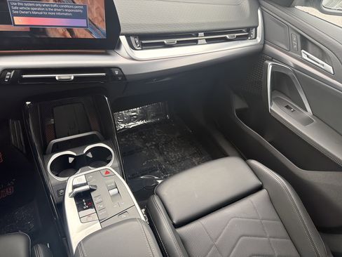 Used 2025 BMW X2 xDrive28i image 22