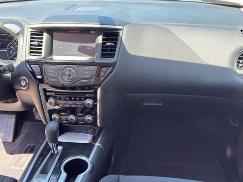 Used 2017 Nissan Pathfinder S AWD/4WD image 45