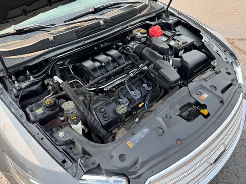 Used 2014 Ford Taurus SEL w/ Equipment Group 201A AWD/4WD image 25