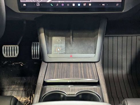 Used 2022 Tesla Model X AWD/4WD image 14