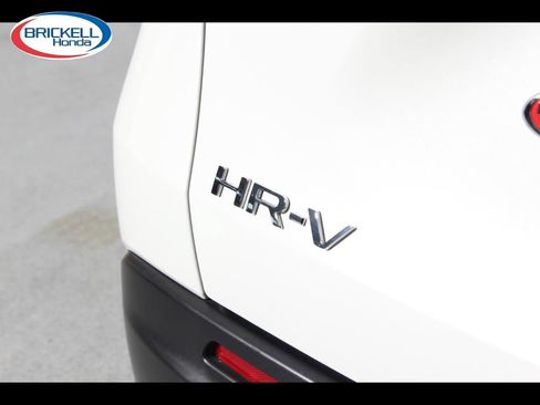 Used 2024 Honda HR-V LX image 11
