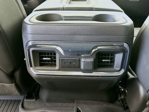 Used 2022 Chevrolet Silverado 1500 LTZ w/ LTZ Premium Package AWD/4WD image 22