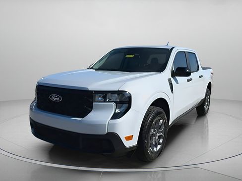 New 2025 Ford Maverick XLT w/ XLT Luxury Package AWD/4WD image 12