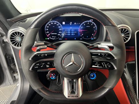 Certified 2022 Mercedes-Benz SL 63 AMG 4MATIC image 27