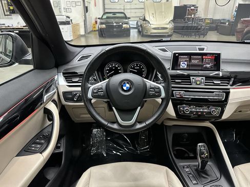 Used 2021 BMW X1 xDrive28i w/ Convenience Package image 19