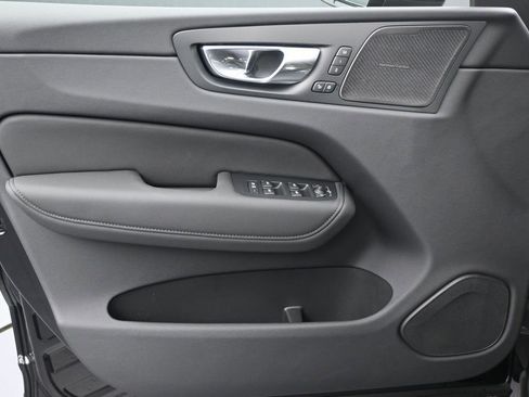 New 2026 Volvo XC60 B5 Ultra AWD/4WD image 10
