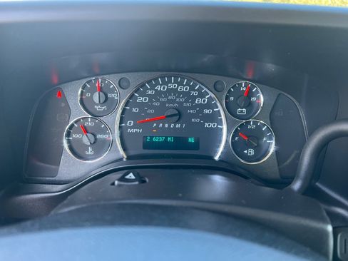 Used 2022 Chevrolet Express 2500 Work Van w/ Driver Convenience Package image 20