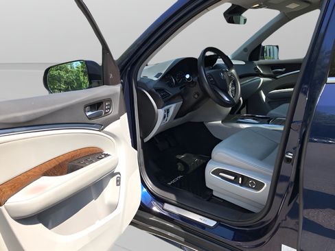 Used 2020 Acura MDX SH-AWD w/ Technology Package image 9