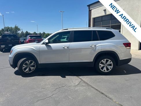 Used 2019 Volkswagen Atlas SE w/ Towing Package AWD/4WD image 4