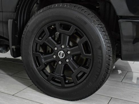 Used 2019 Nissan Titan SL w/ Midnight Edition image 49