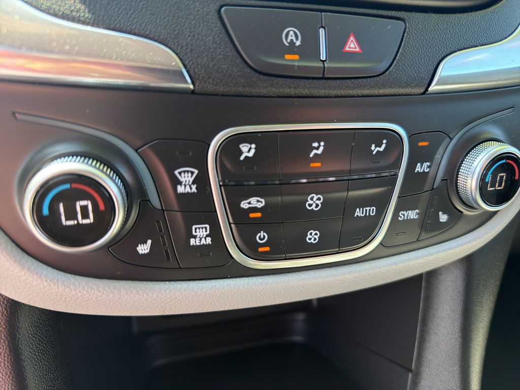Used 2024 Chevrolet Equinox LT AWD/4WD image 19