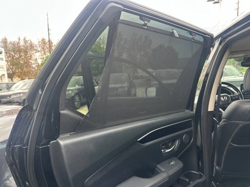 Used 2023 Honda Pilot EX-L image 15