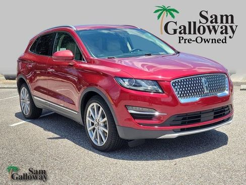 Used 2019 Lincoln MKC Reserve FWD image 1