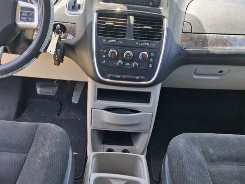 Used 2015 Dodge Grand Caravan SE w/ Quick Order Package 29E SE FWD image 15