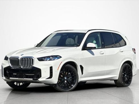 New 2026 BMW X5 xDrive40i w/ M Sport Package image 1