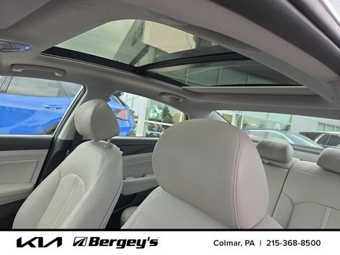 Used 2018 Hyundai Sonata Limited FWD image 16