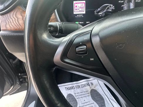 Used 2018 Tesla Model S 75D image 23