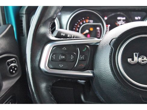 Used 2020 Jeep Wrangler Unlimited Sahara AWD/4WD image 23