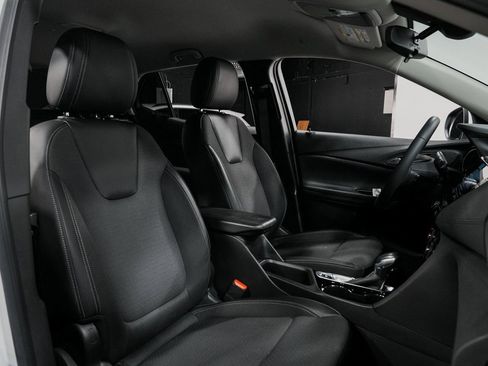 Used 2023 Buick Encore GX Preferred w/ Cold Weather Comfort Package image 34