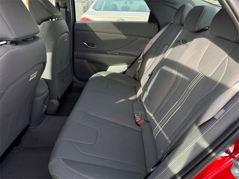 New 2026 Hyundai Elantra SEL Sport image 7