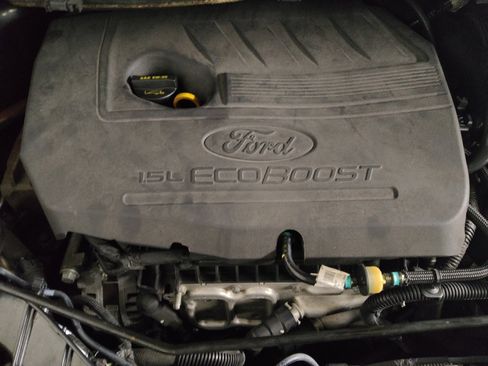 Used 2018 Ford Escape SEL image 30