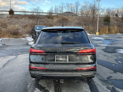 Used 2025 Audi Q7 3.0T Premium Plus image 5