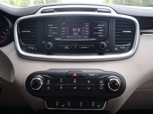 Used 2016 Kia Sorento LX w/ LX Convenience Package AWD/4WD image 36