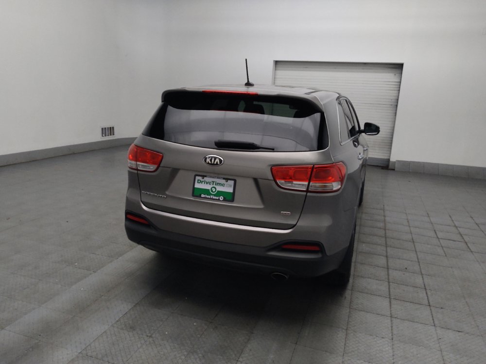 Used 2016 Kia Sorento L FWD image 7