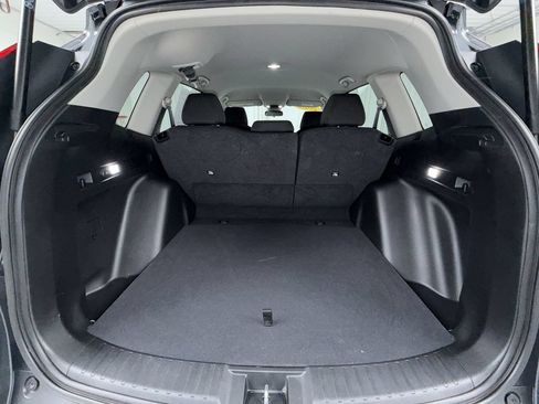 Used 2025 Honda CR-V LX image 16