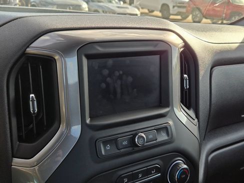 Used 2025 Chevrolet Silverado 1500 W/T RWD image 9