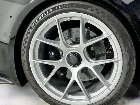 Used 2024 Porsche 911 GT3 RS image 28