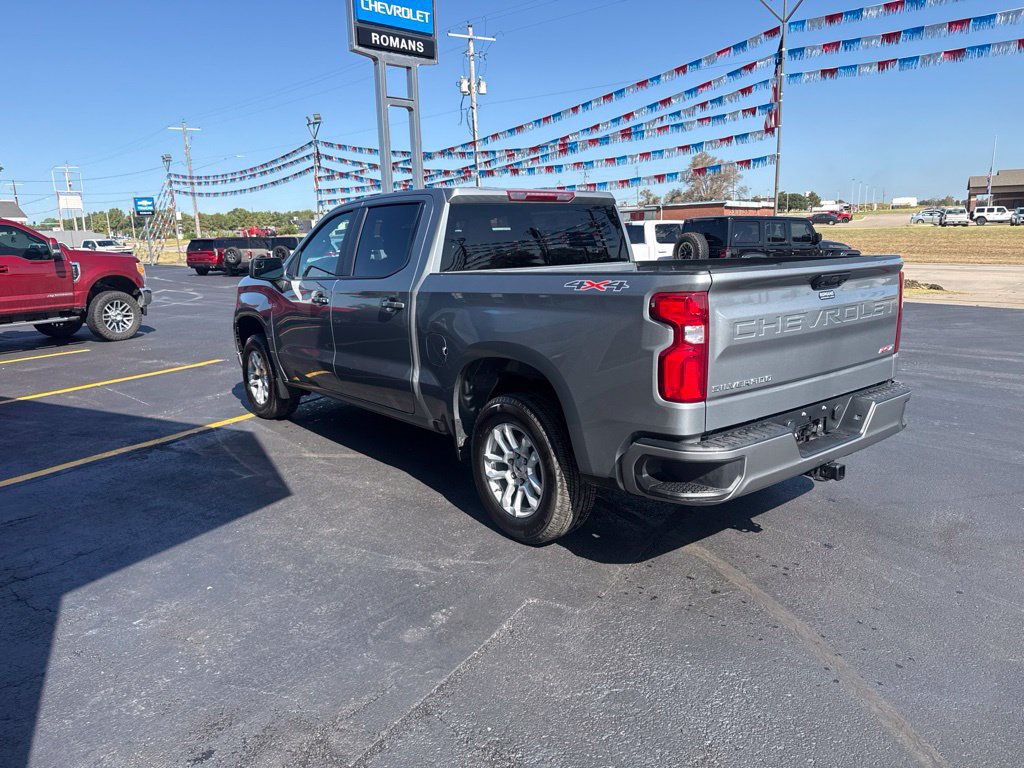Used 2026 Chevrolet Silverado 1500 RST AWD/4WD image 8