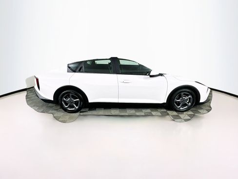 Used 2025 Kia K4 FWD image 10