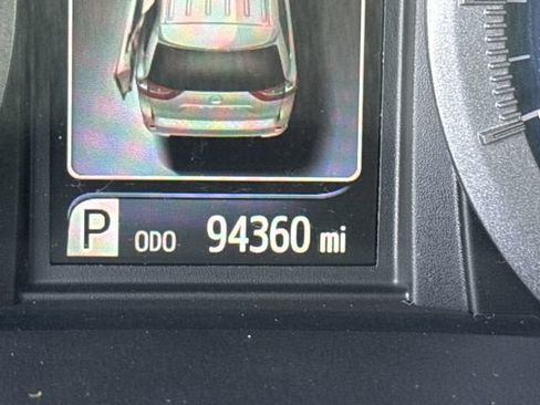 Used 2020 Toyota Sienna XLE FWD image 39