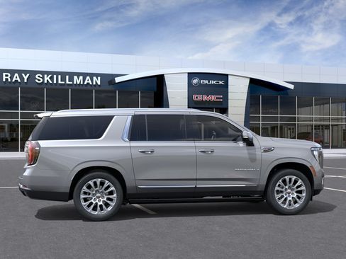 New 2026 GMC Yukon XL Denali w/ Denali Reserve Package AWD/4WD image 5