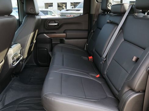 Used 2019 GMC Sierra 1500 SLT w/ SLT Premium Package image 25