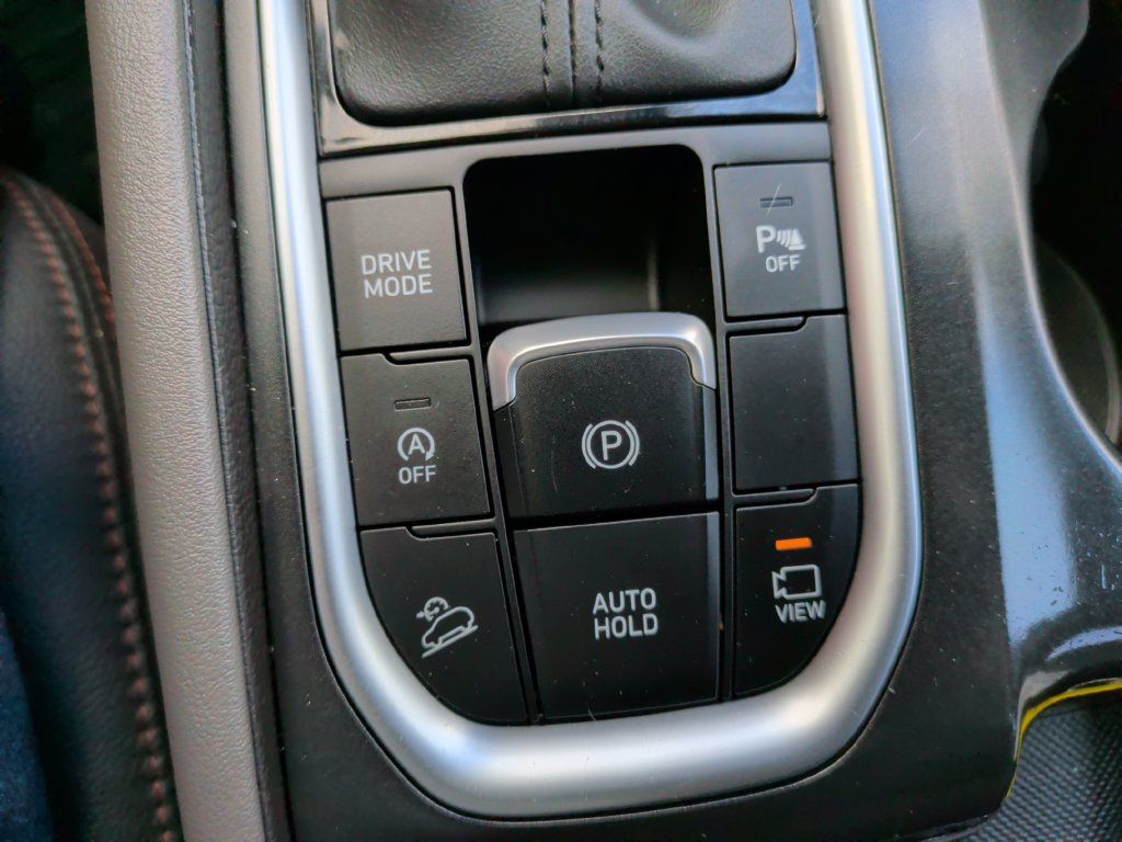 Used 2020 Hyundai Santa Fe Limited w/ Cargo Package AWD/4WD image 23