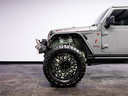 Used 2023 Jeep Gladiator Rubicon w/ Trailer Tow Package image 16