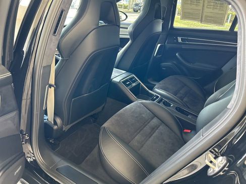 Used 2019 Porsche Panamera GTS AWD/4WD image 40